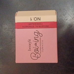 Boiing industrial strength concealer